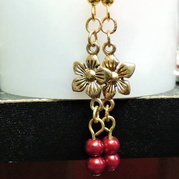 Red and Gold dangle Earrings ...  GE-11 - Picture 5 of 5